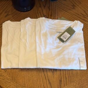 NWT Bundle of 3 size large Goodfellow & Co White Short Sleeve Tee v neck